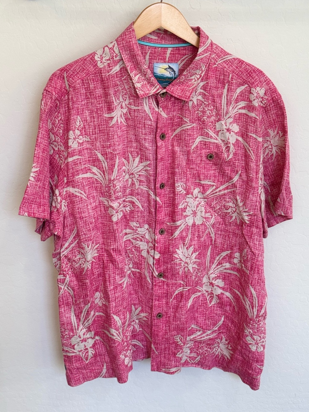 Tommy Bahama Pink Pineapple 100% Linen Hawaiian Island Button Up Camp Shirt XL